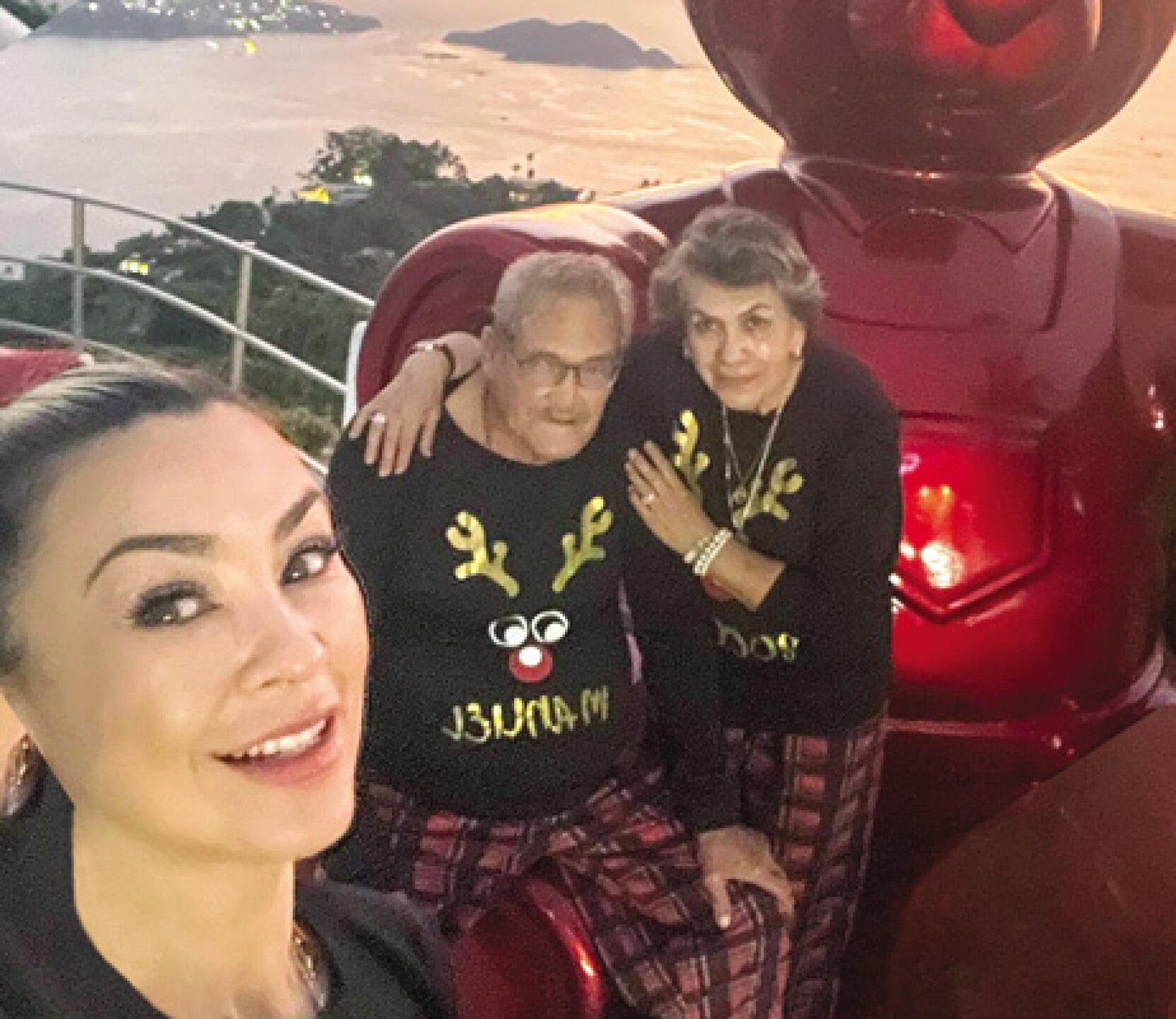 Aracely Arámbula le preocupa su mamá
