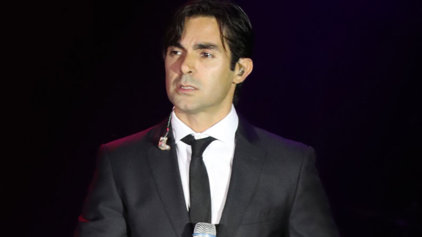 Se presentó en el Lunario de la CDMX y así le fue al cantante.