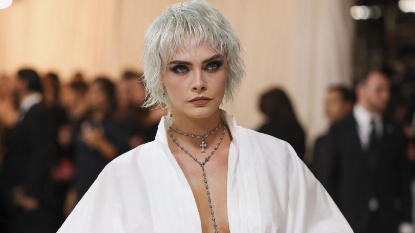 Cara Delevingne en la Met Gala 2023