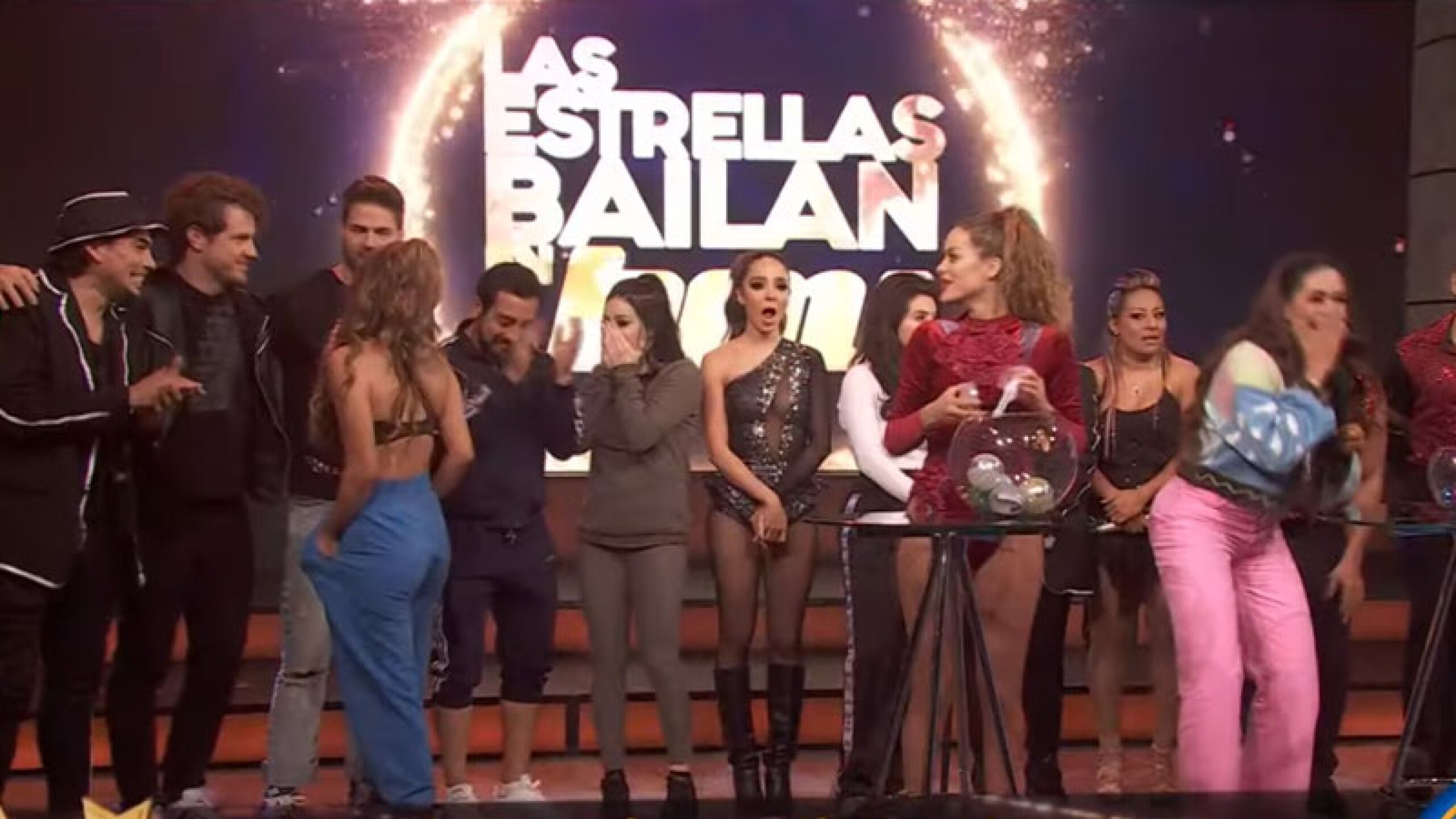 Las Estrellas Bailan en Hoy cambia de reglas y se intercambian parejas