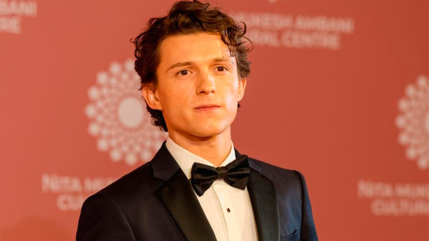 Tom Holland se retira de la actuación