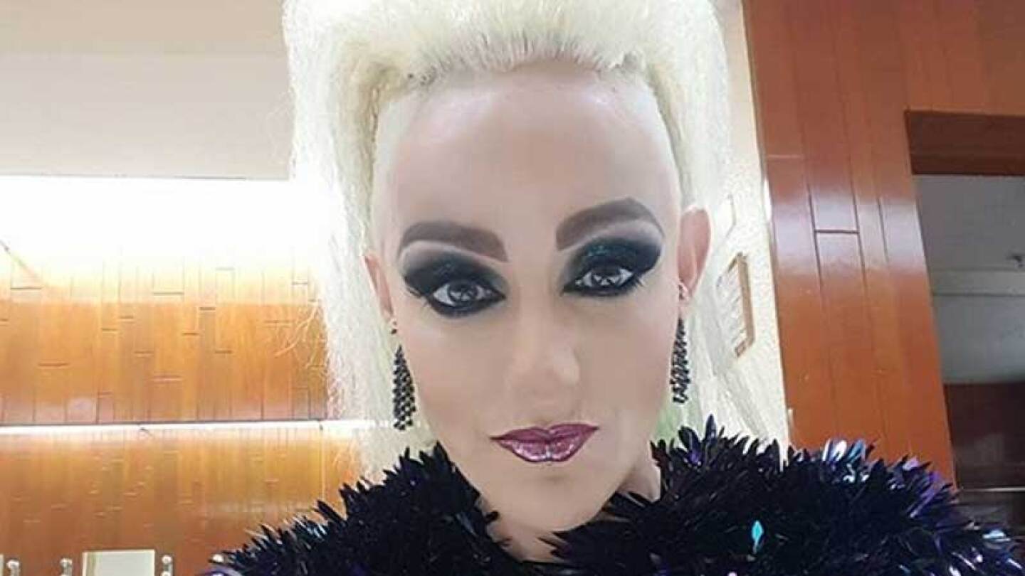 La actriz se recupera poco a poco de la cirugía la que se sometió.