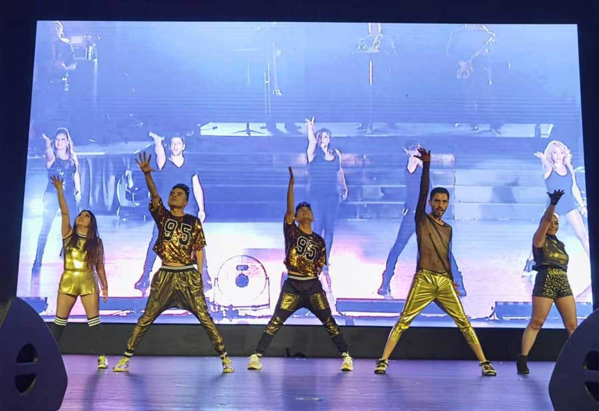 Fans de OV7 crean su propio grupo: 7 Latidos Coreo Show