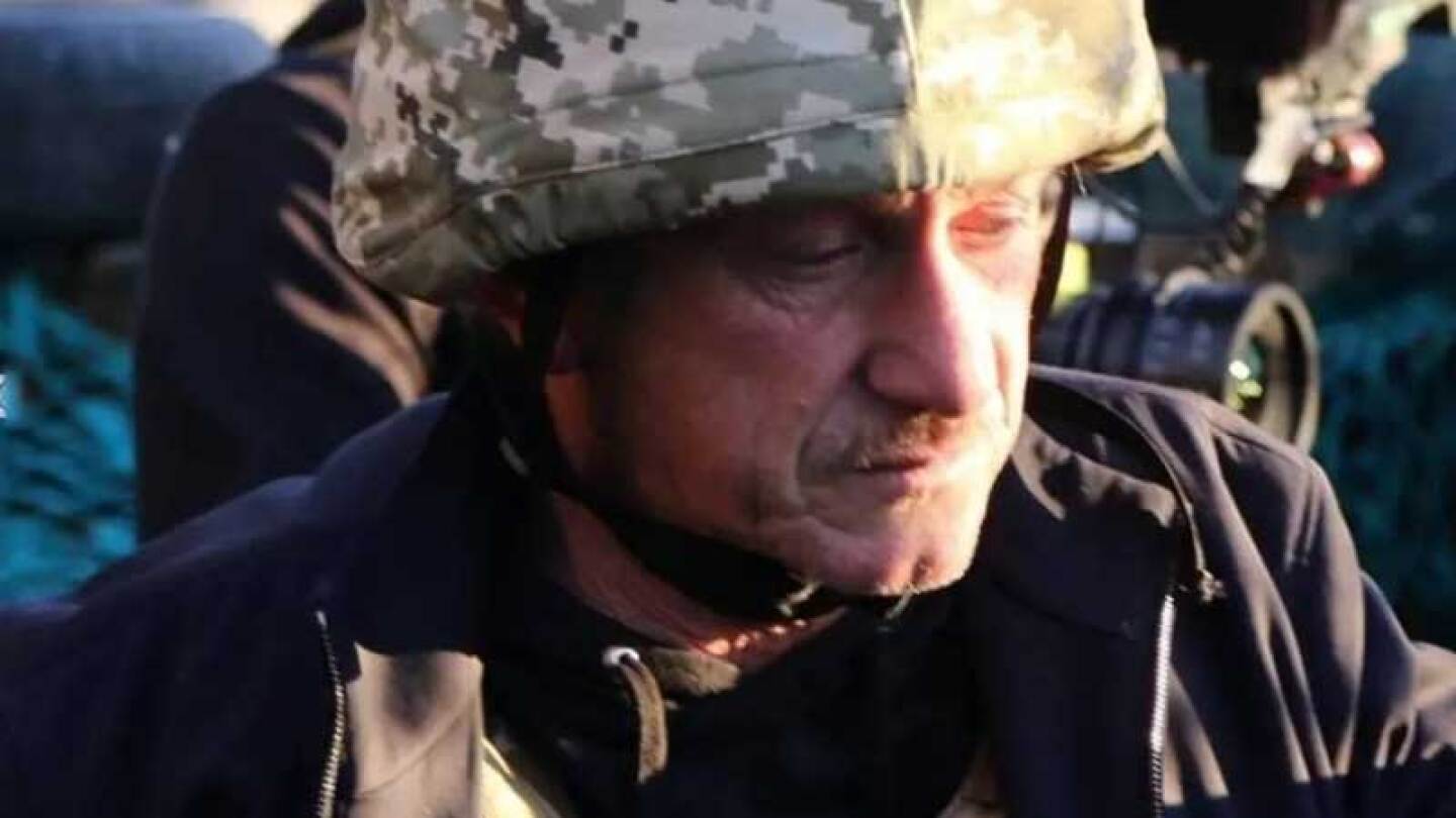 Sean Penn viajó a Ucrania para hacer un documental