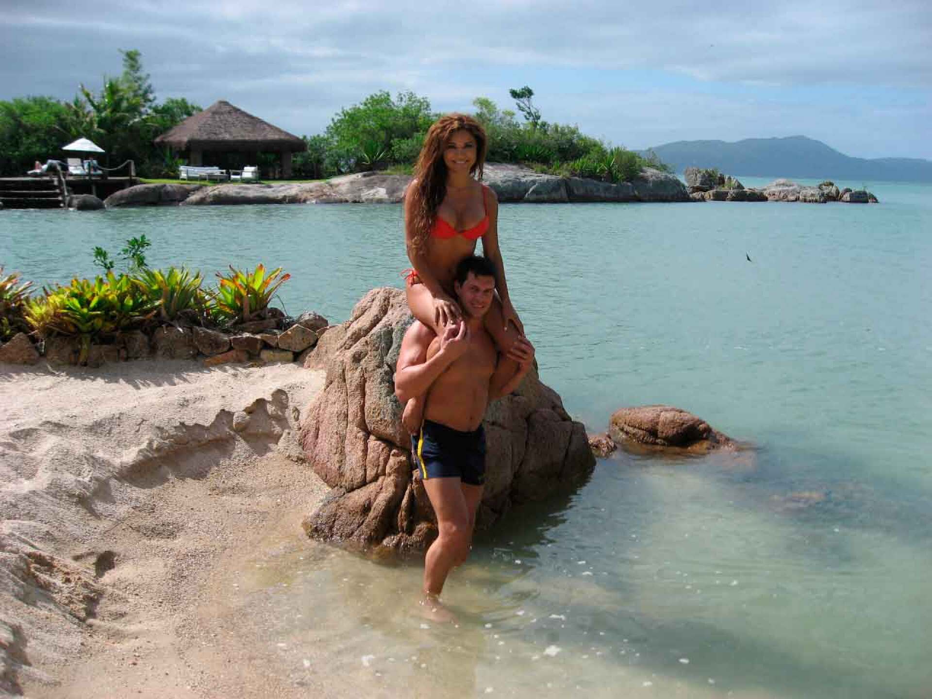 Él duró con la también cantante más de 12 años y tuvieron un hijo.