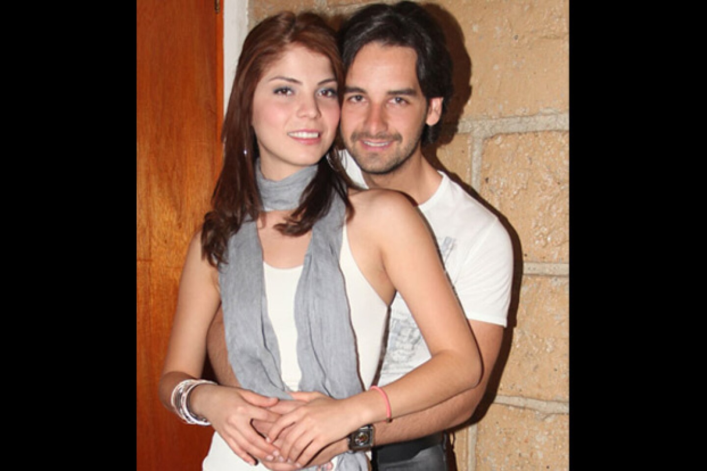 Esmeralda Ugalde y Johnny Sigal: un amor a prueba de todo.