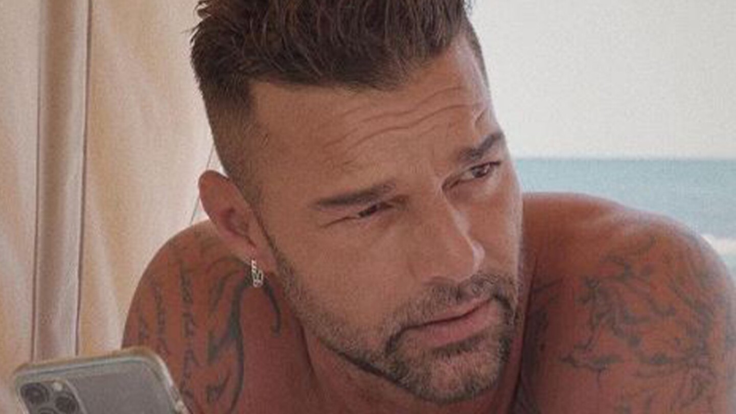 Ricky Martin responde ante orden de protección en su contra