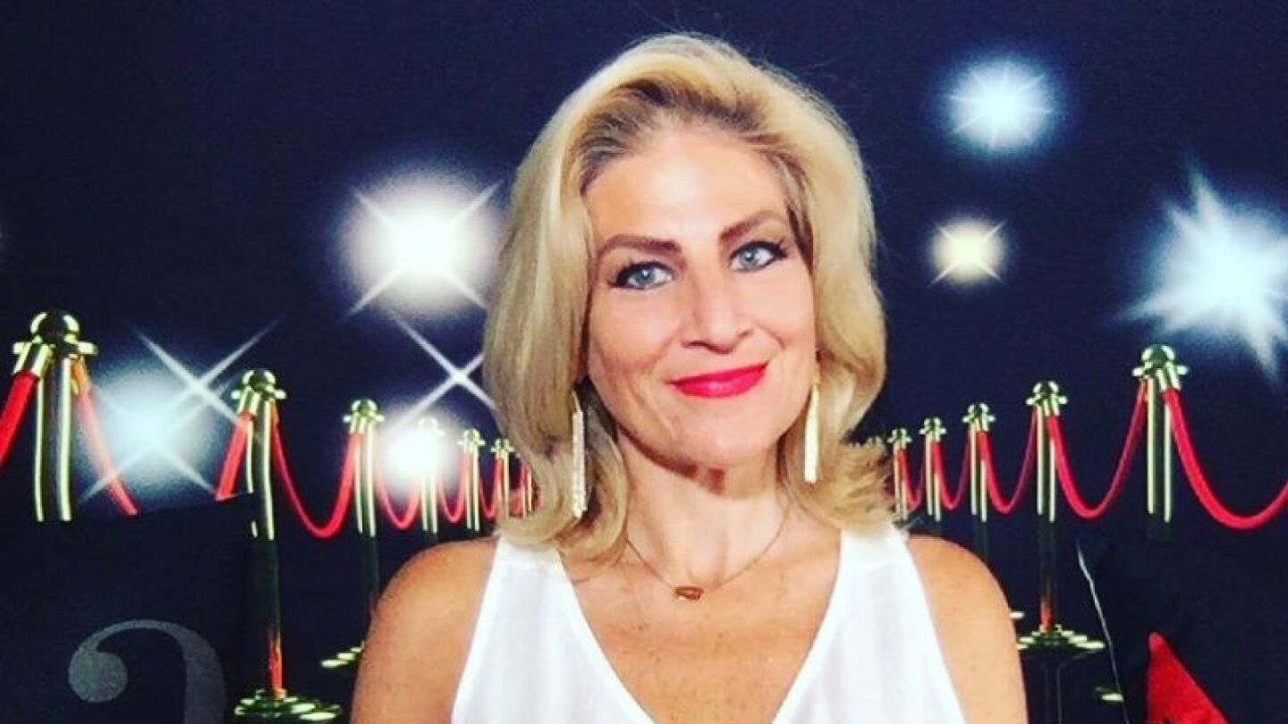 Periodista de espectáculos denuncia acoso en el parque; le ofrecen 10 mil pesos por usar tacones