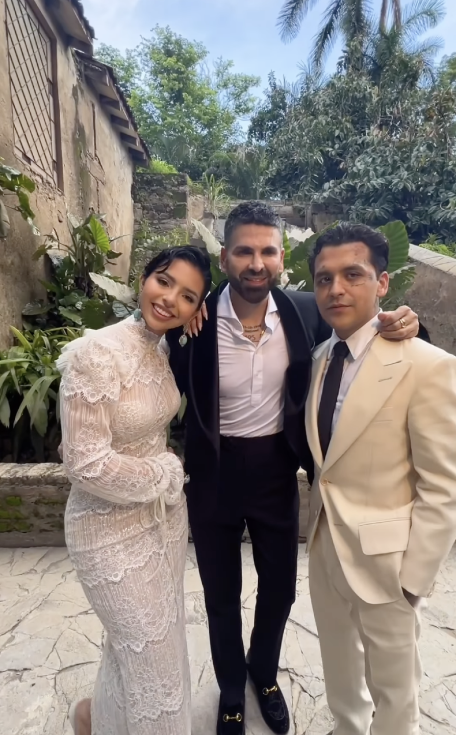 Ángela Aguilar, Christian Nodal. Jomari Goyso