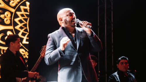 lupillo-rivera-debilidad.jpg