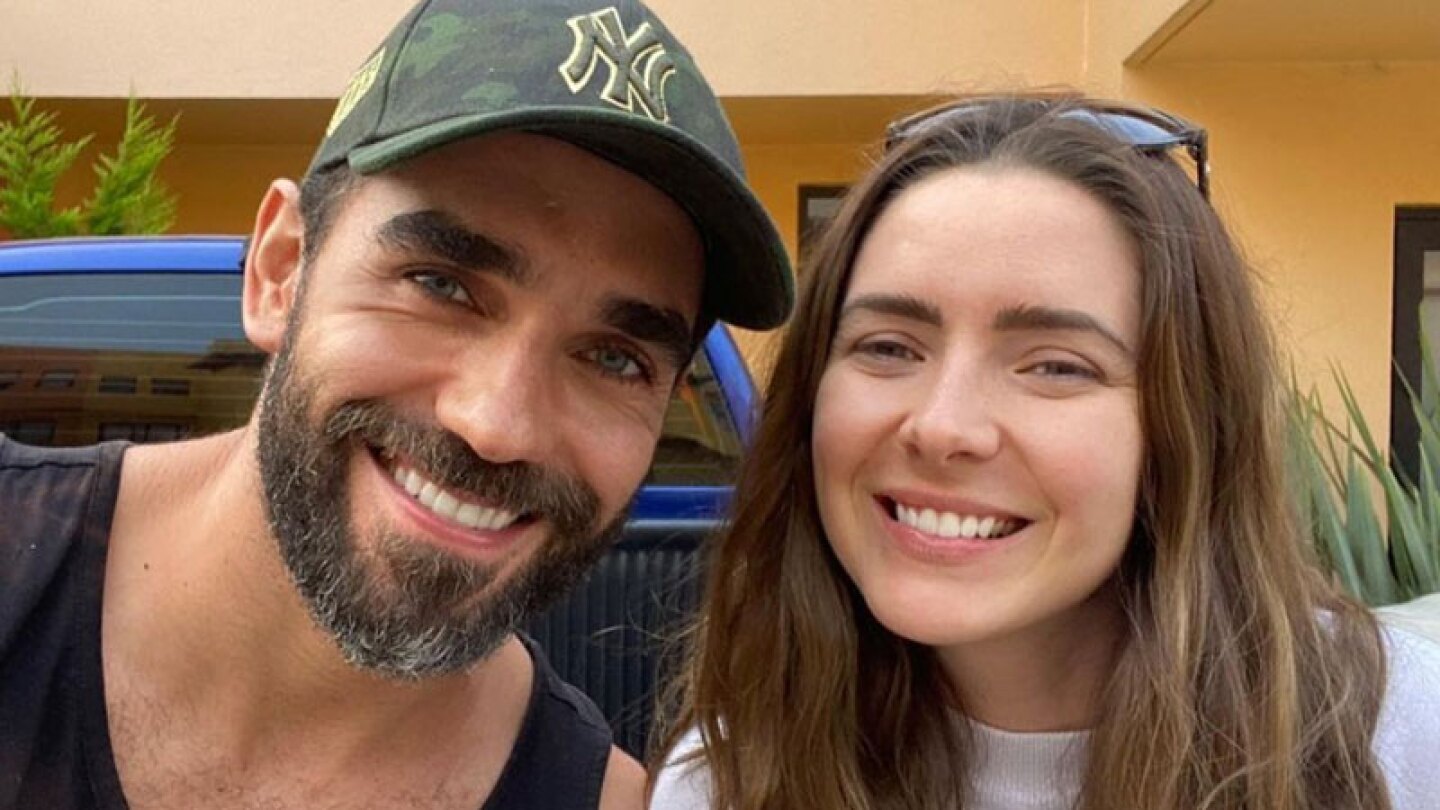 Ariadne Díaz y su pareja se van de luna de miel