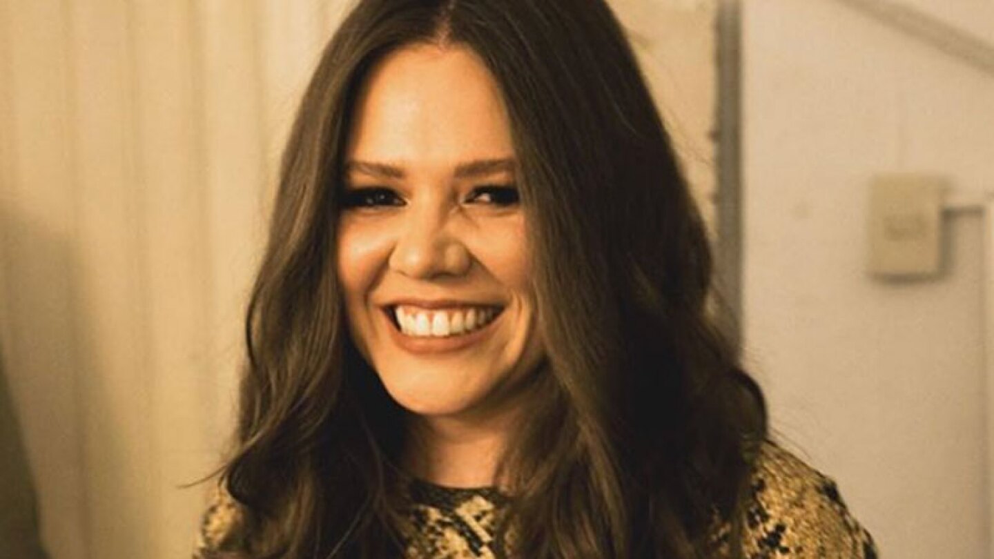 La cantante de Jesse & Joy se convirtió en mamá junto a su esposa, Diana Atri.