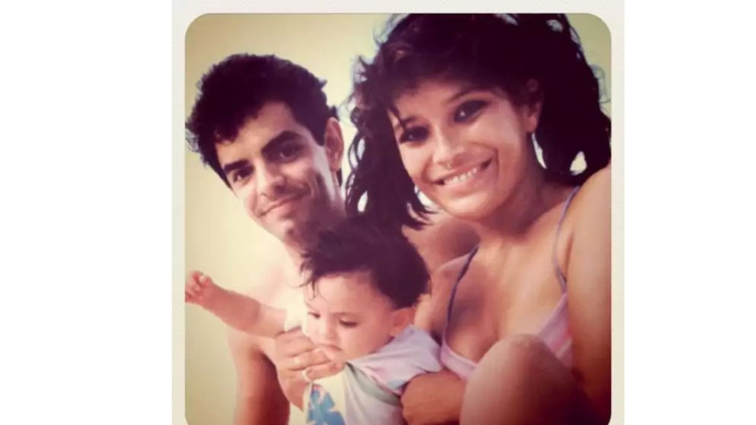 Aislin Derbez y sus papás