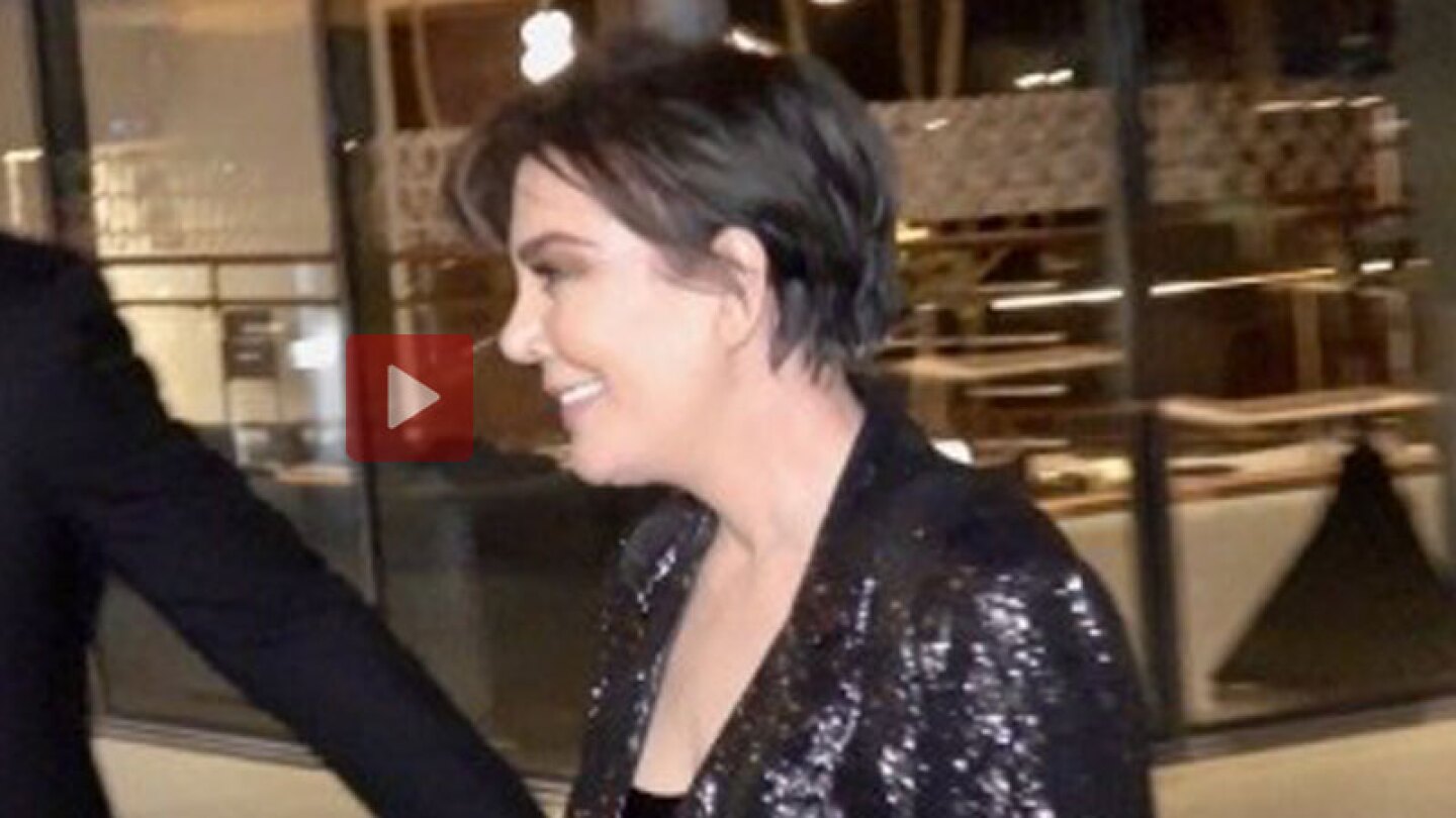 Graban a Kris Jenner borracha, haciendo twerking y más desfiguros