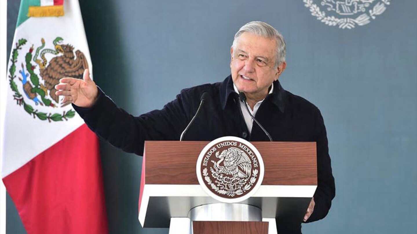 AMLO.