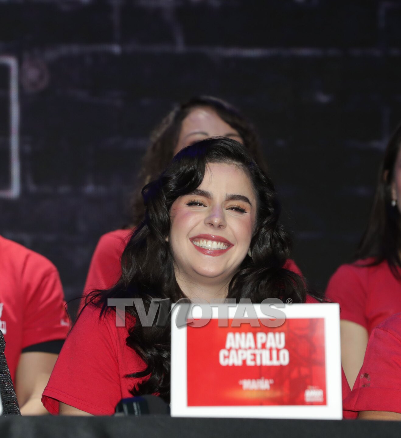 Ana Paula Capetillo en Amor sin barreras obra de teatro 2023
