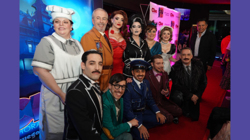 Clue, el juego de la sospecha, obra de teatro, producida por Morris Gilbert y Mejor Teatro