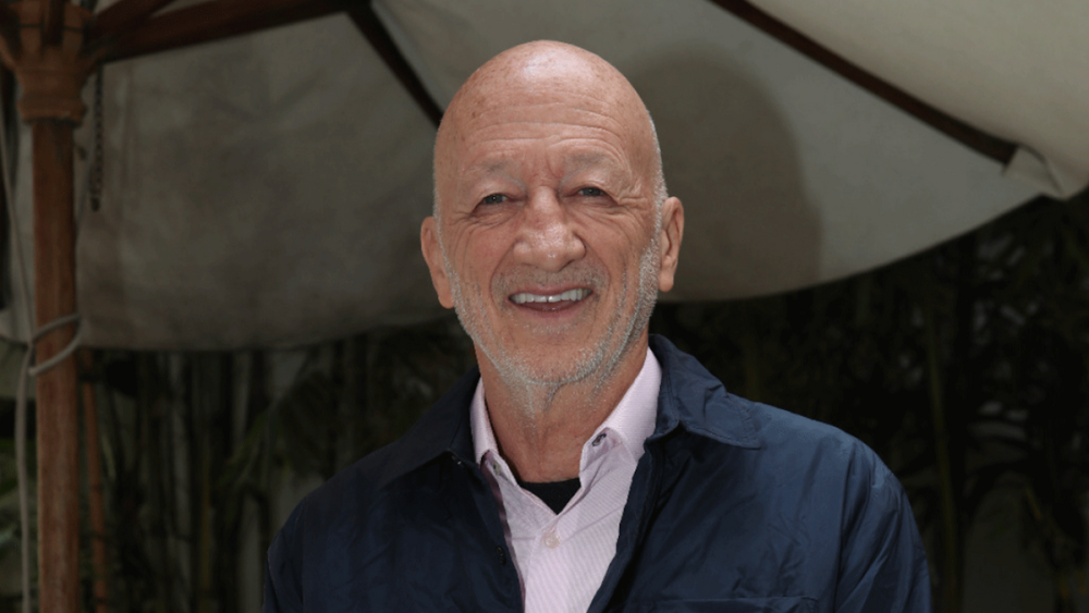 ¿Qué hacen y dónde se encuentran Fernando del Solar, Silvia Pinal, Dulce, Daniel Bisogno, según René Mey?