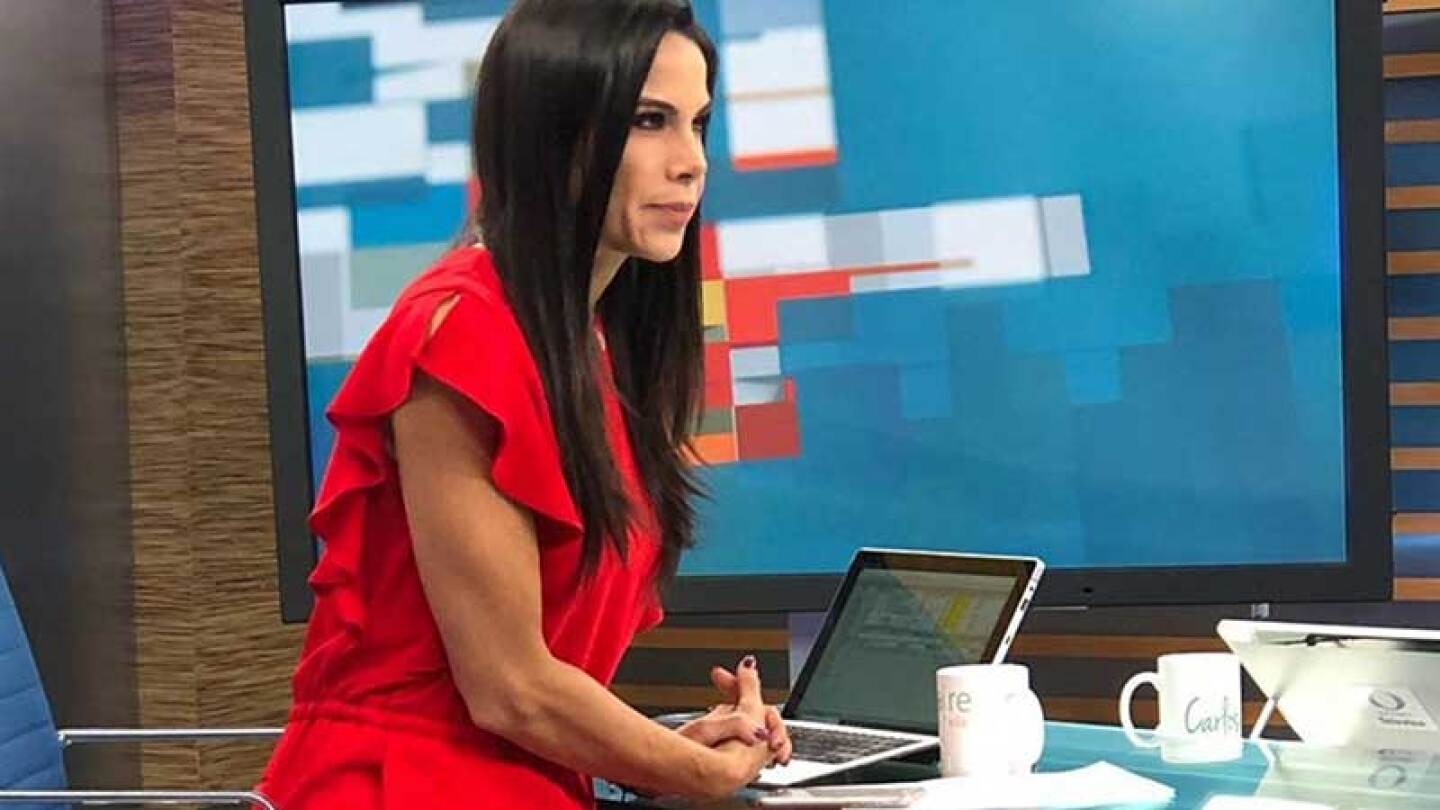 Paola Rojas es una de las conductoras mejor preparadas de televisión.