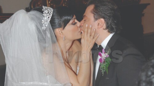 Maribel Guardia festeja 9 años de matrimonio con Marcos Chacón