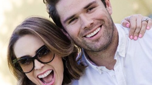 Jacky Bracamontes se convierte en tía de un hermoso varoncito