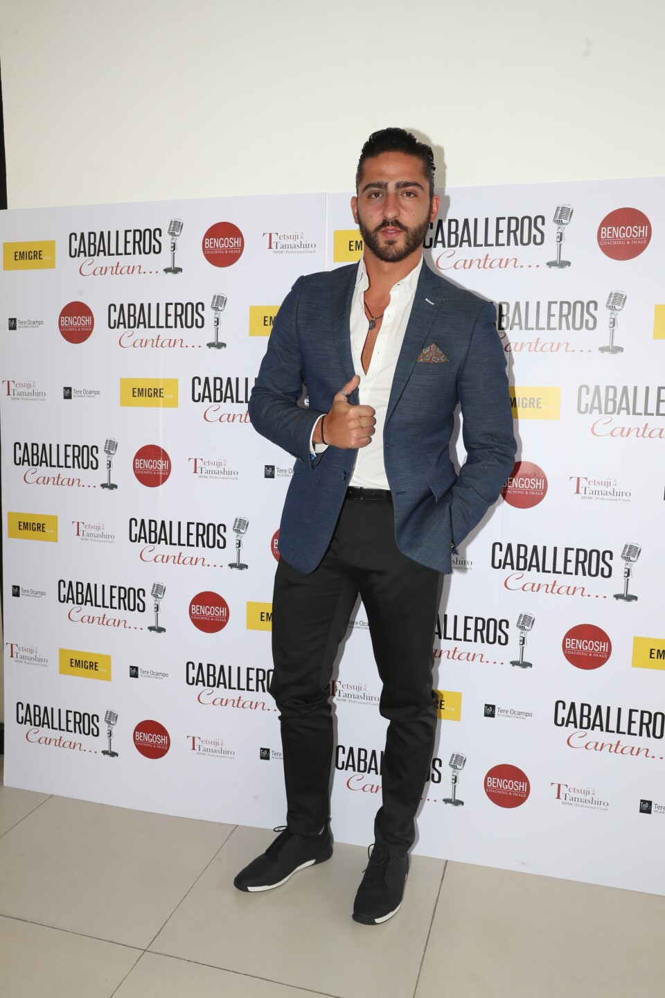 CABALLEROS CANTAN, Luis 'Potro' Caballero