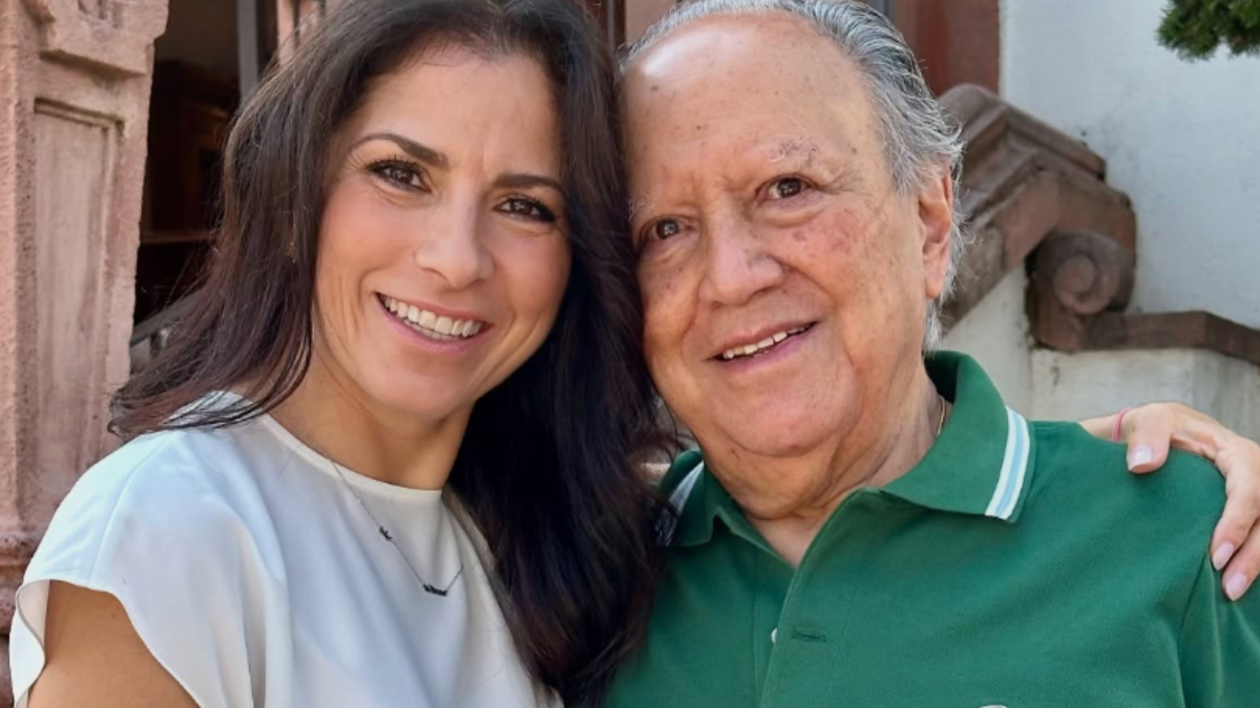 Muere papá de Alessandra Rosaldo, el productor musical Jaime Sánchez Rosaldo