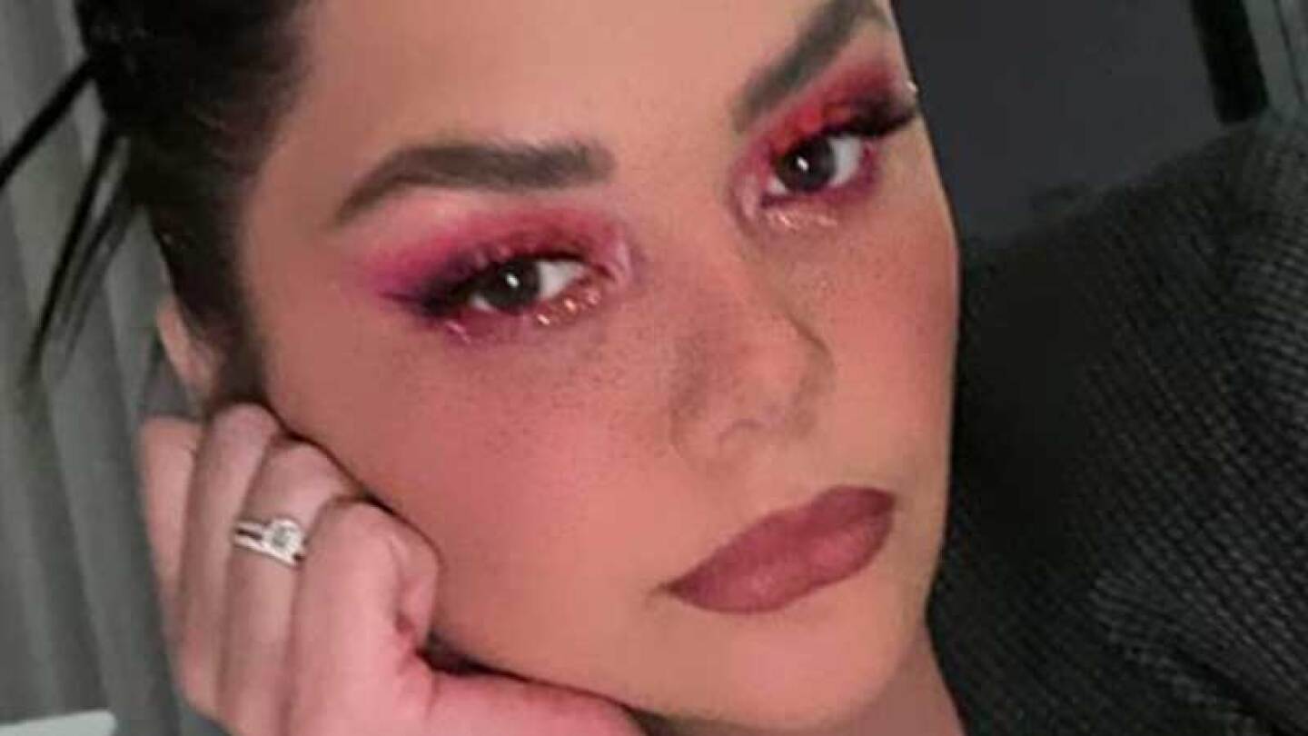 Yuridia le advirtió a una de sus fanáticas que no se casará