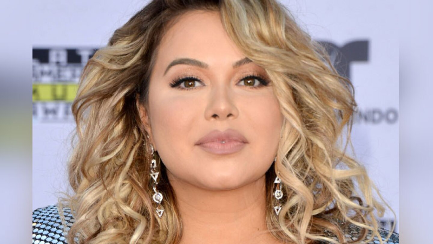 La hija de Jenni Rivera hizo hasta la misma pose.
