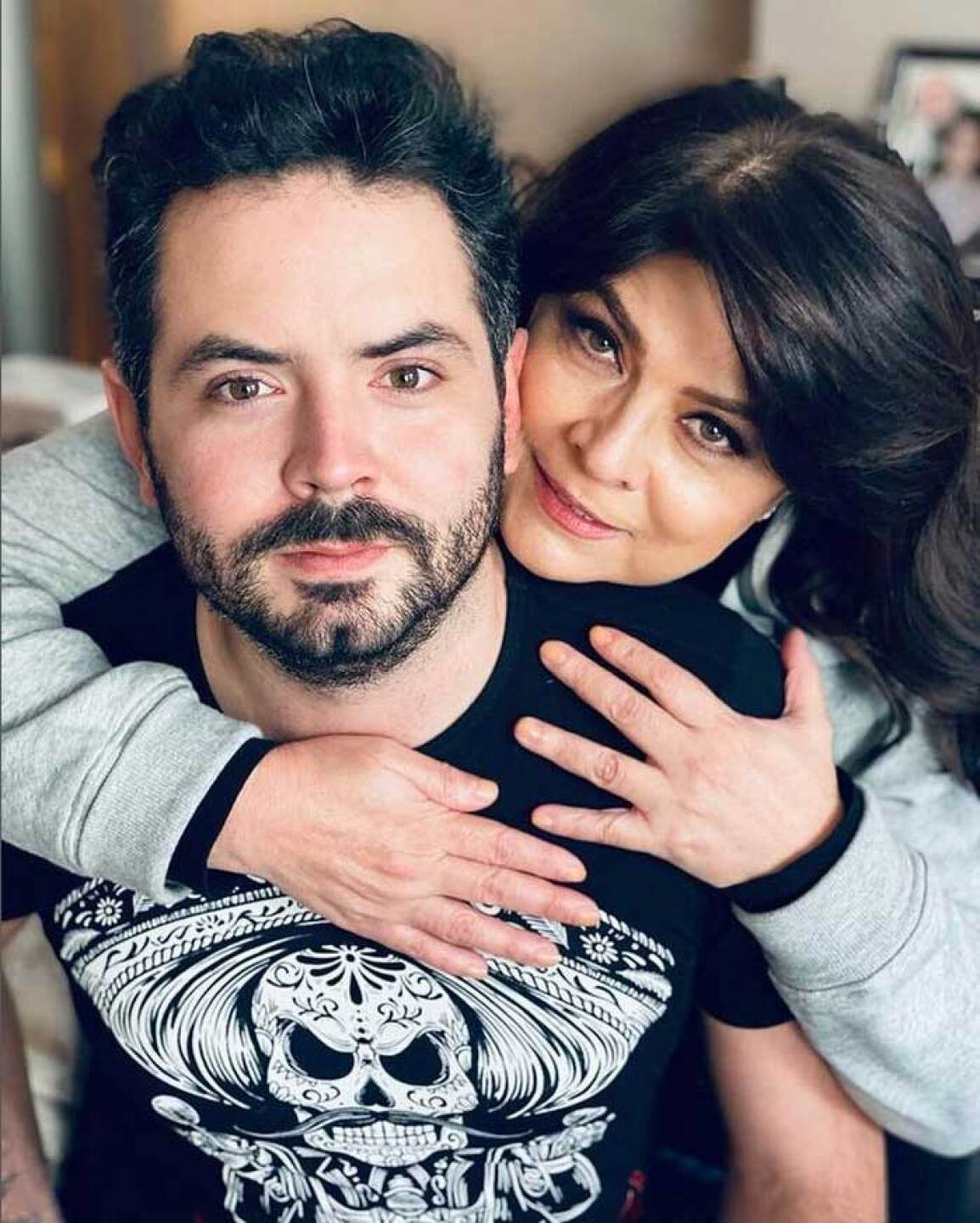 Victoria Ruffo ha chantajeado a su hijo