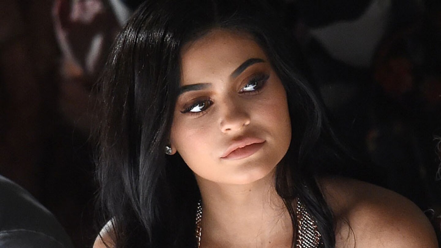 Aparece fantasma en pleno Snapchat de Kylie Jenner