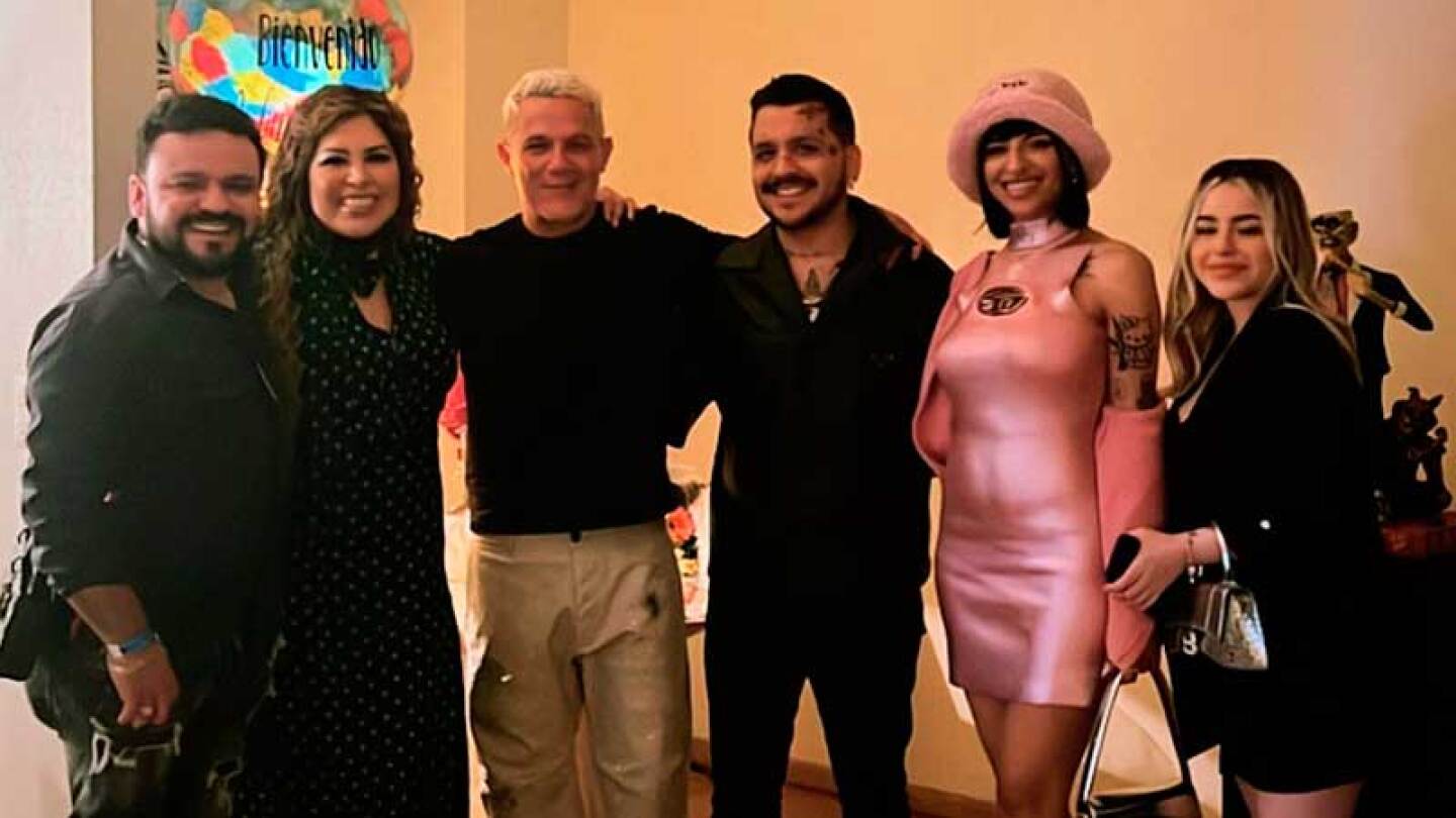 ¡Se ganó a la suegra! Mamá de Christian Nodal ya presume a Cazzu en sus redes