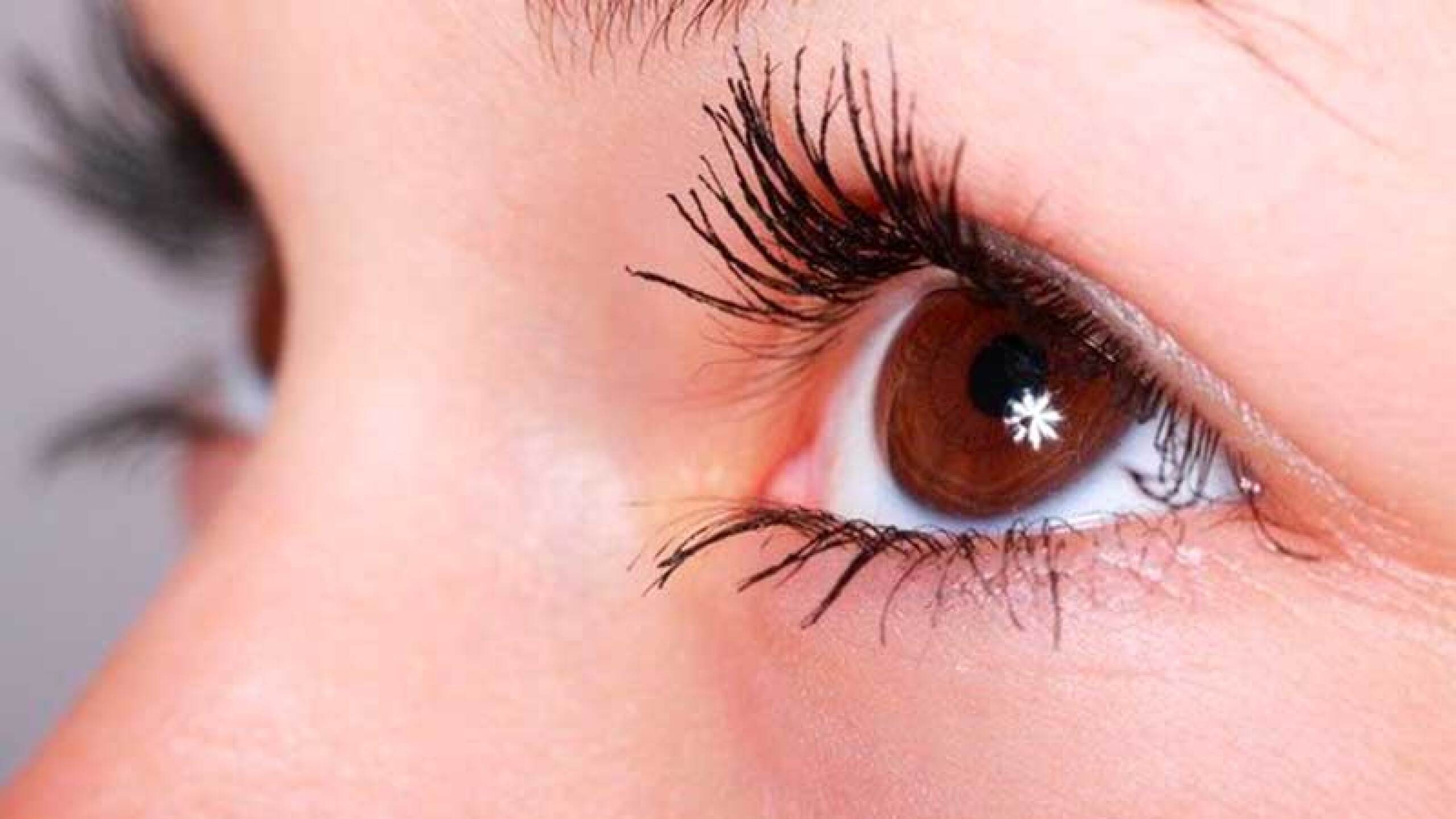 Dismuye las molestias en los ojos por biefaritis
