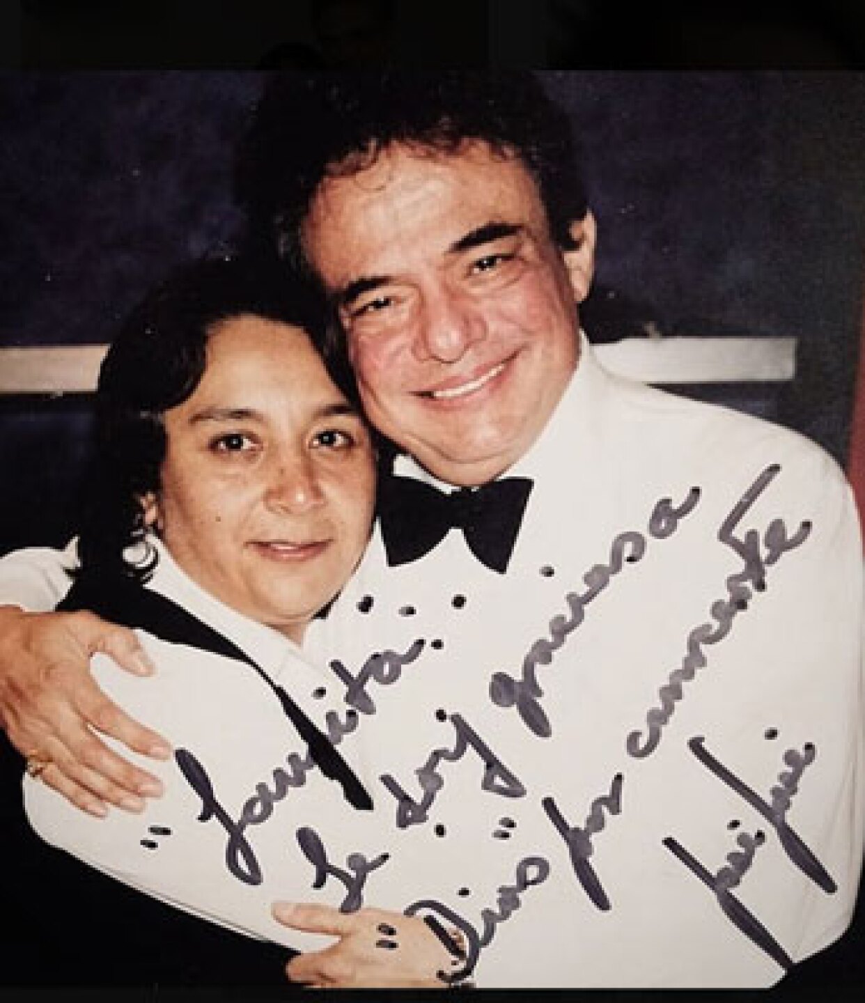 Laura Núñez pagó médicos, renta y alimentos del cantante