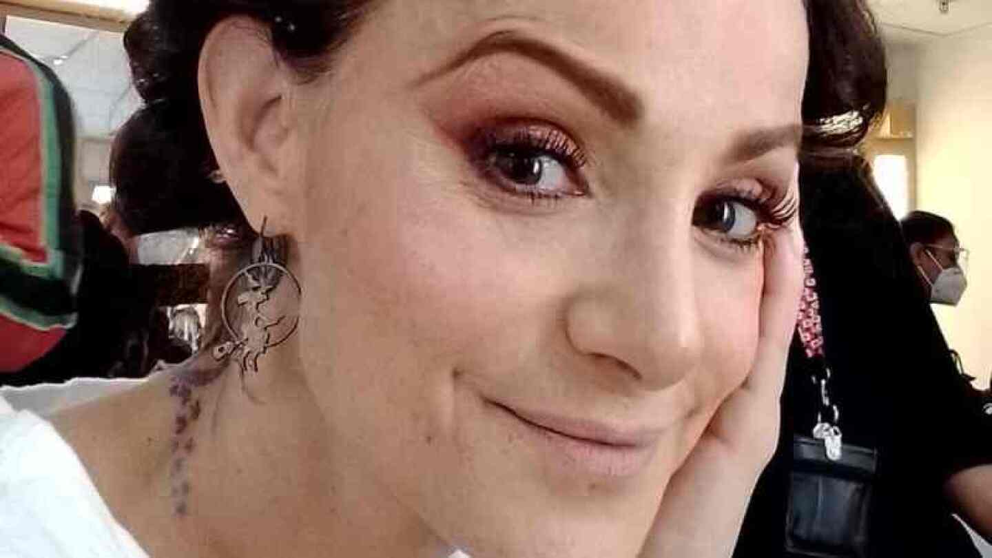 Lolita Cortés rompe llanto resultado tratamiento estético