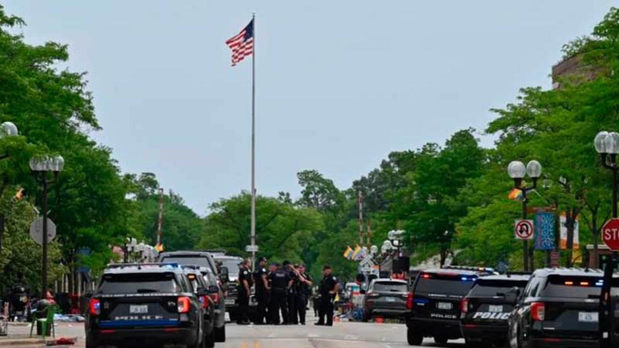 Reportan varias víctimas en tiroteo durante desfile del 4 de julio al norte de Chicago