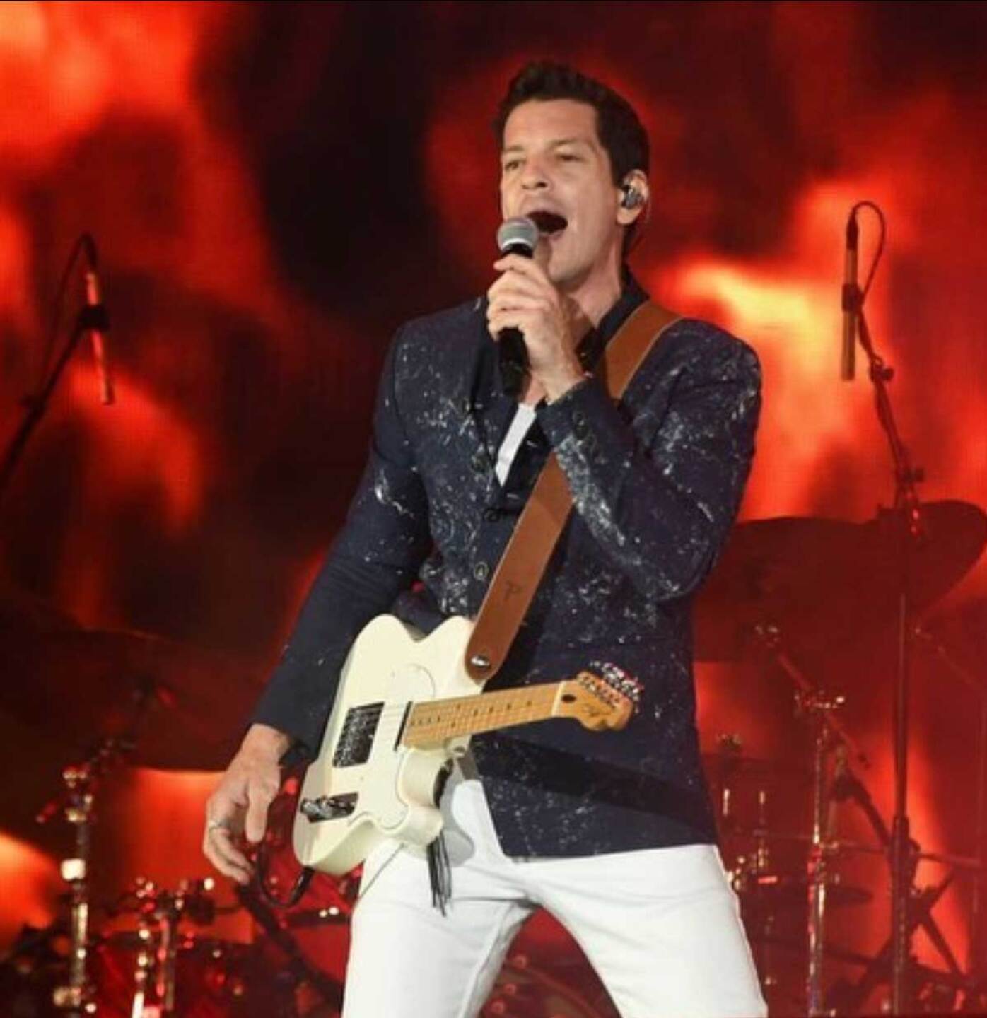 Yahir desea expandir sus horizontes musicales