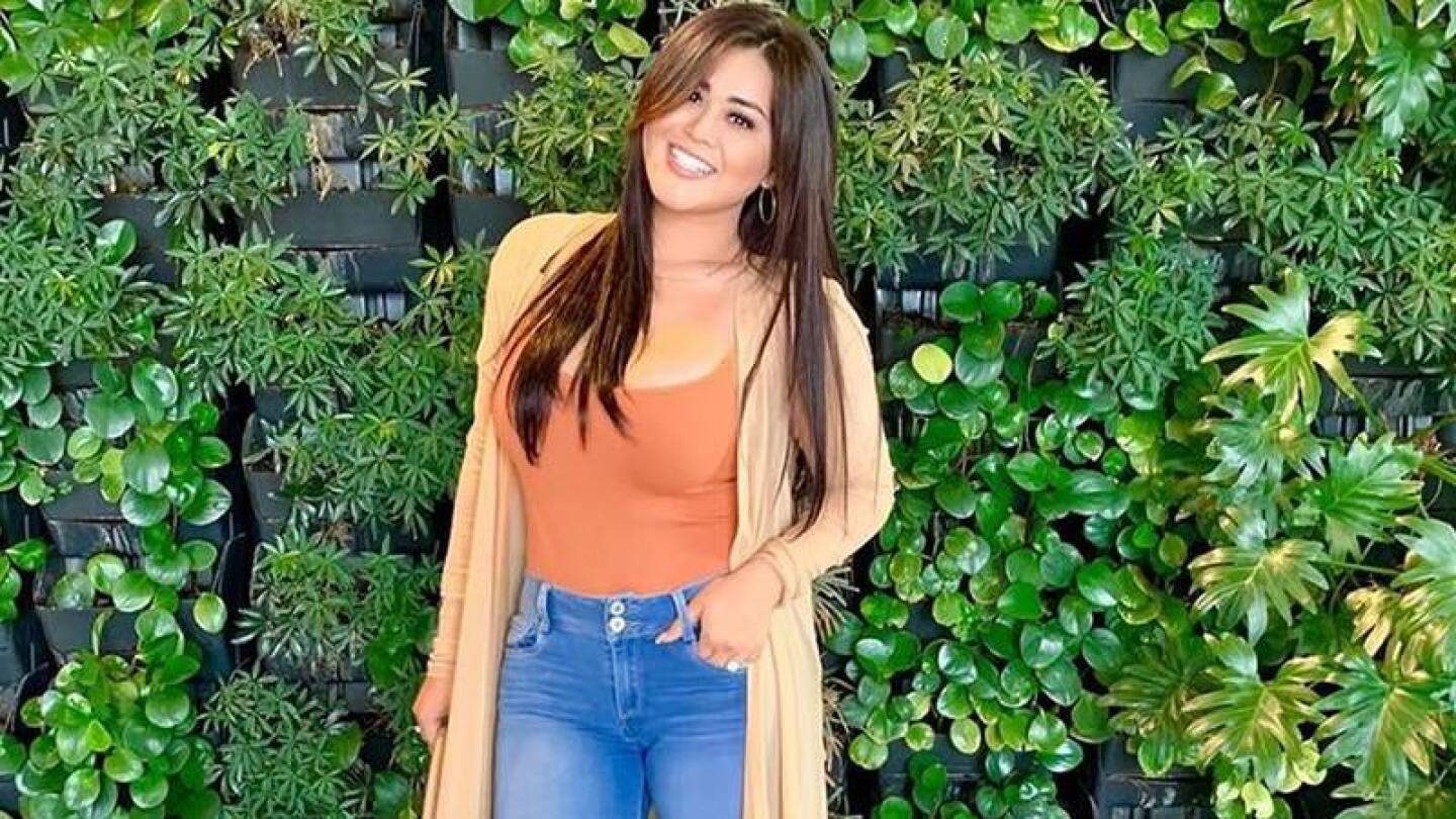 Gomita derechos de su nombre