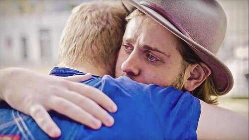 Caída de 200 metros de altura al grabar uno de sus videos.