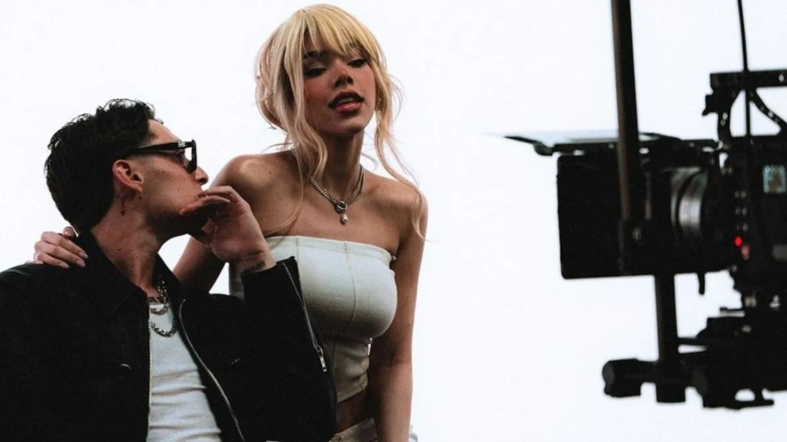 Kenia Os y Peso Pluma