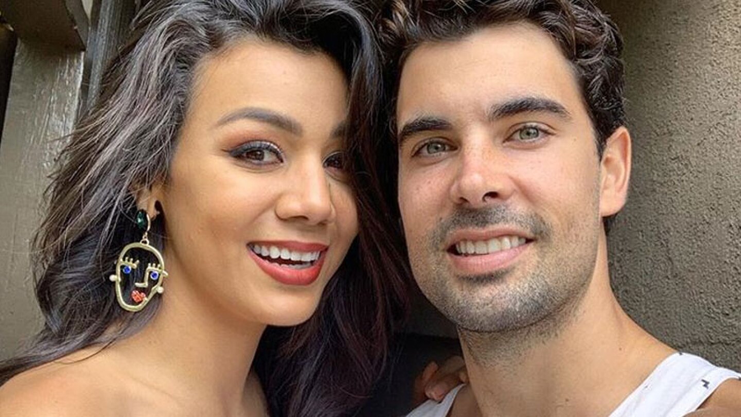 María Elena Anaya, conductora de ‘Confetti’ ¡está embarazada!