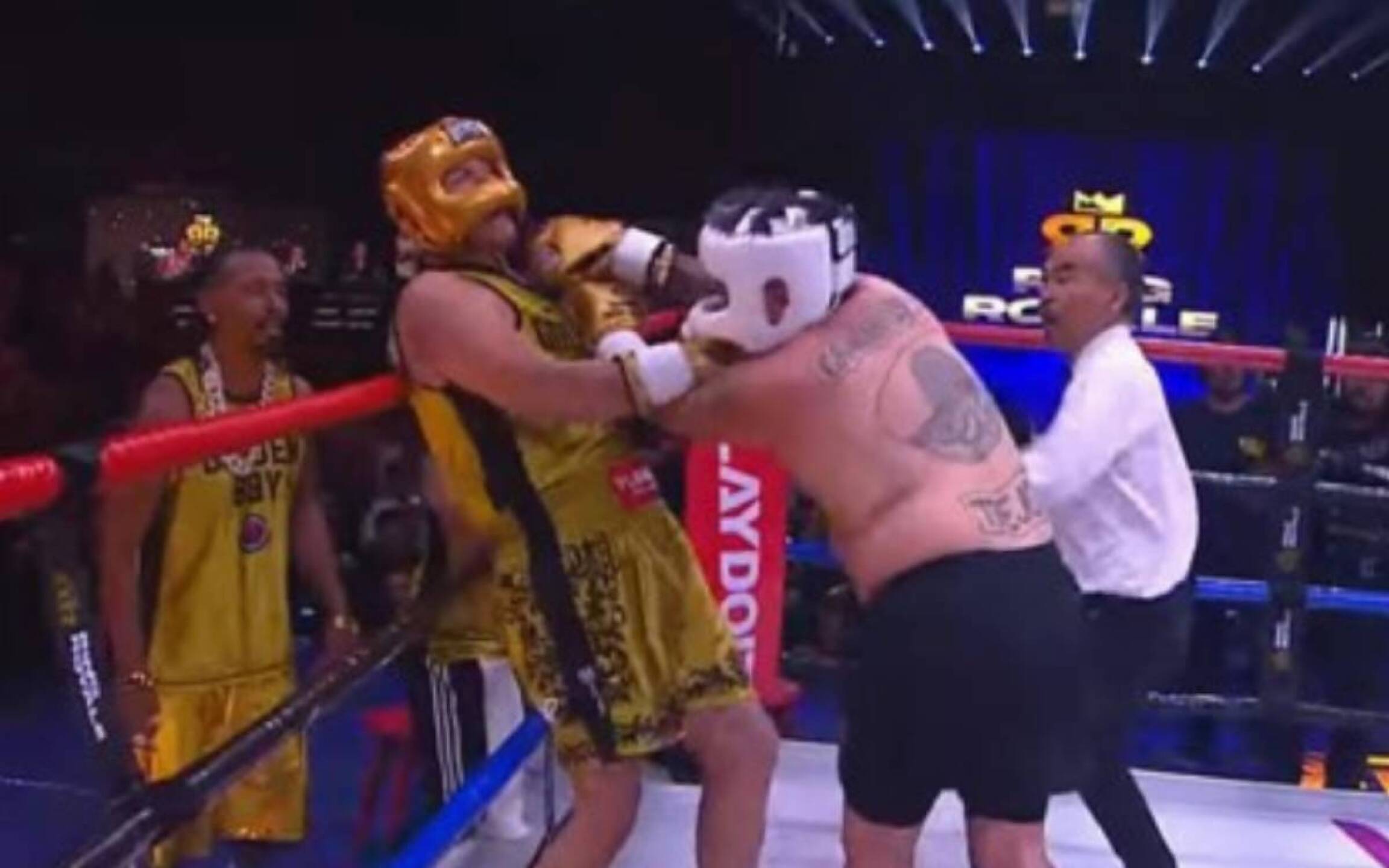 Pelea Alfredo Adame y Carlos Trejo