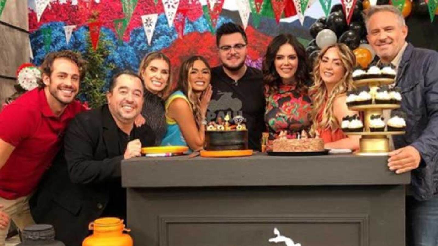 Revelan que exconductor de Hoy le manda fotos subidas de tono a una compañera