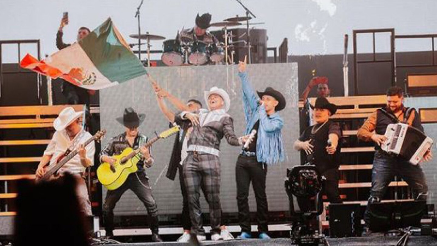 Grupo Firme gratis en el Zócalo de la CDMX