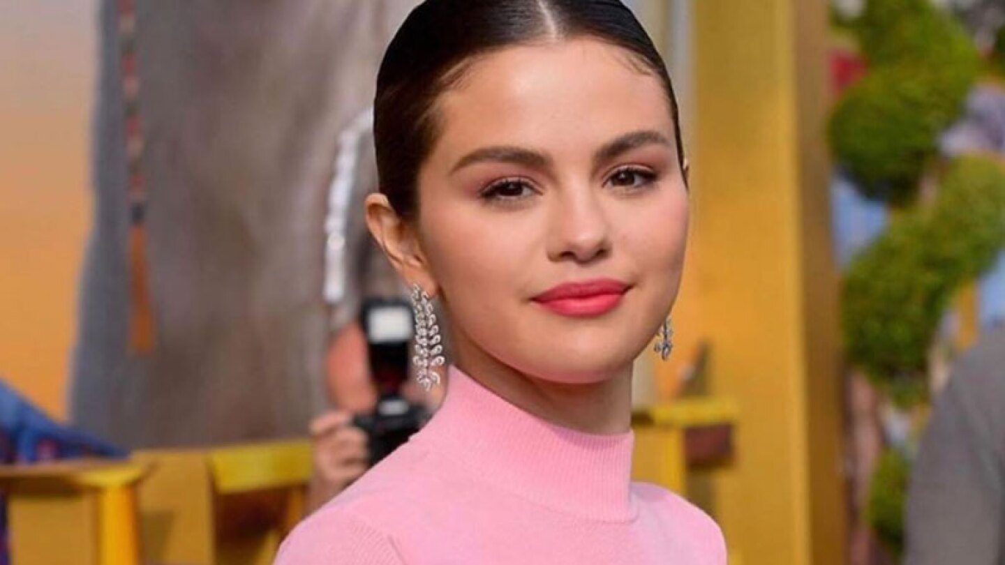 selena gomez cicatriz