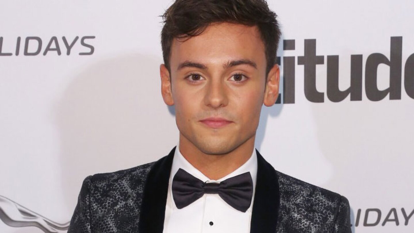 Tom Daley y su esposo revela¡el sexo de su bebé