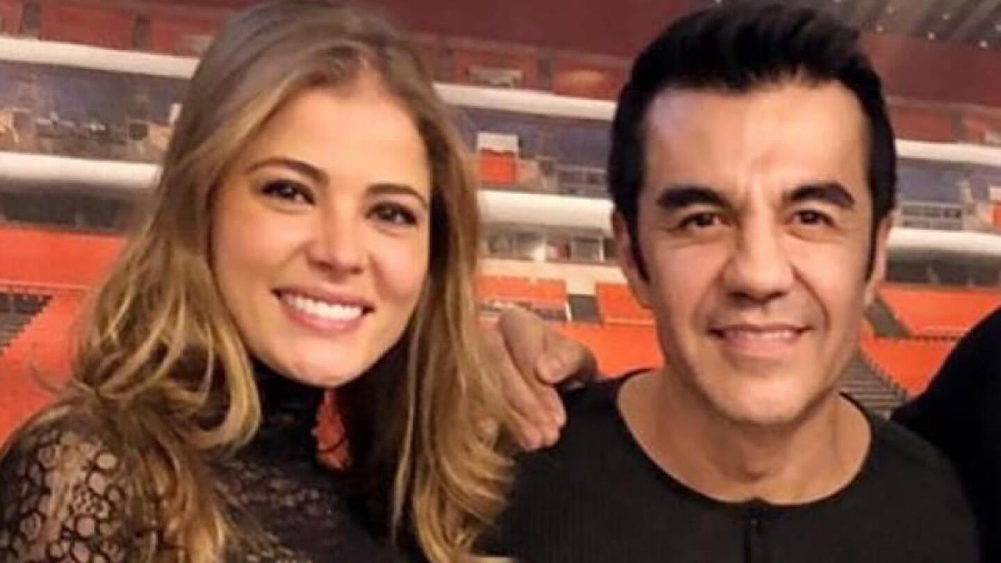 Adrián Uribe y Thuany Martins celebran los cuatro meses de su bebé