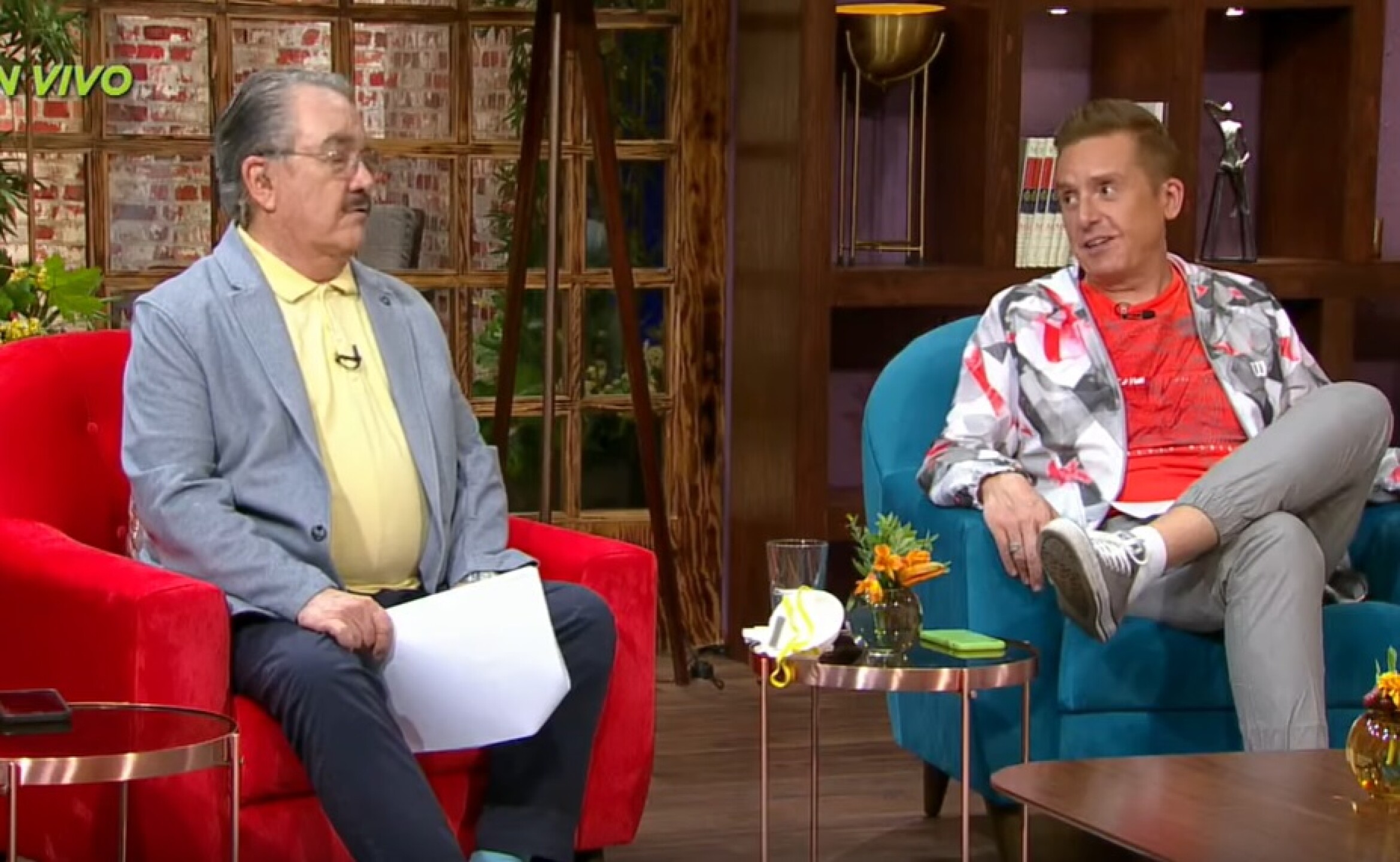 Daniel Bisogno y Pedro Sola conductores de Ventaneando.