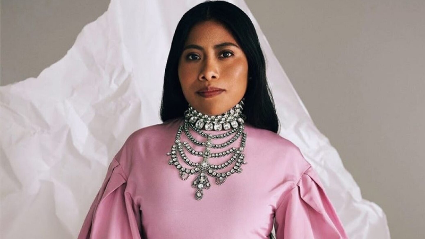 Yalitza Aparicio sorprende con fotos en bikini: Gorditas pero bonitas