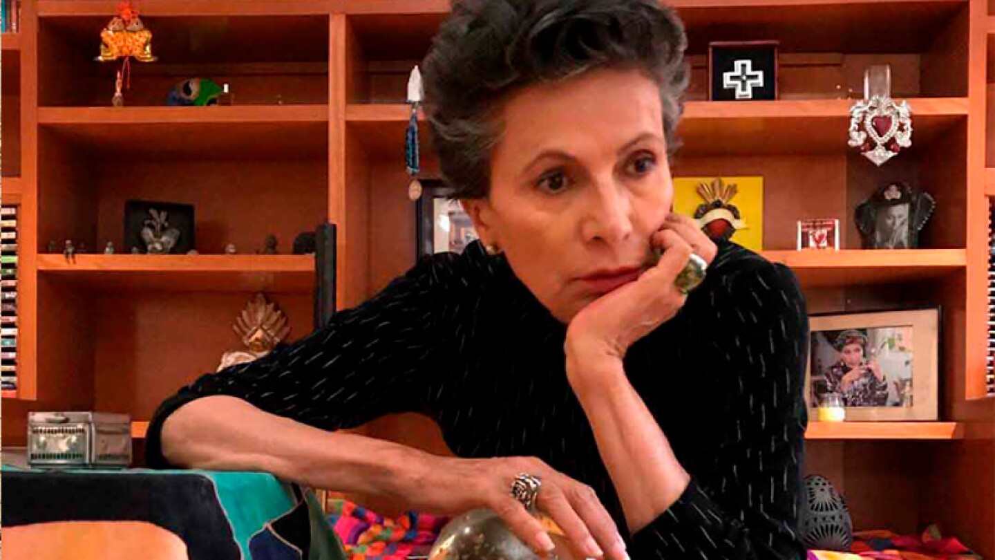 Patricia Reyes Spíndola denuncia sustracción de dinero de la cuenta bancaria de su hermano